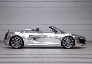 Chrom Audi R8 Spyder für Elton John AIDS Stiftung