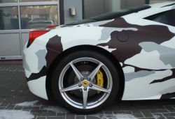 Ferrari 458 Italia in Camouflage-Design