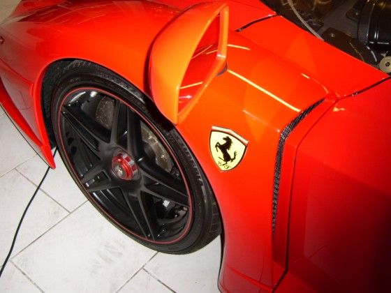 Ferrari Enzo FXX mit Strassenzulassung