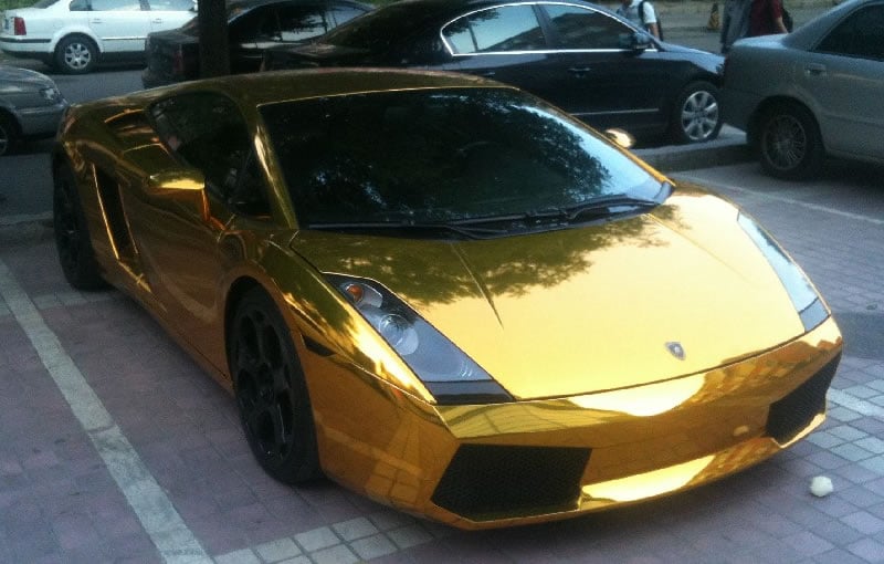 goldener Lamborghini Gallardo in China